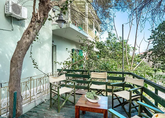 Old Boat Double 9 Apartment